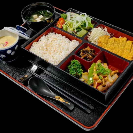 Bento Thịt Heo Chiên Xù