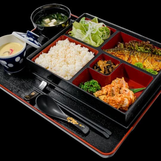 Bento Cá SaBa Nướng Muối