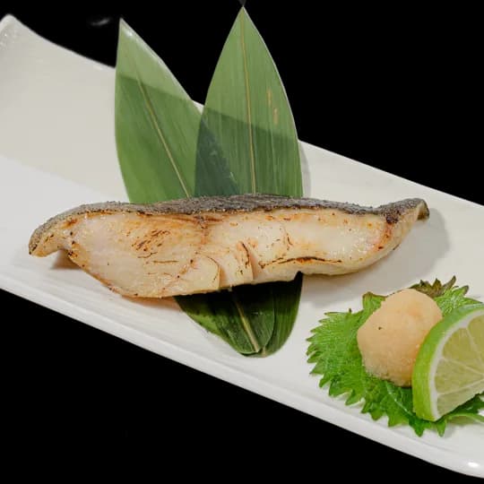 Cá Tuyết Nướng Muối